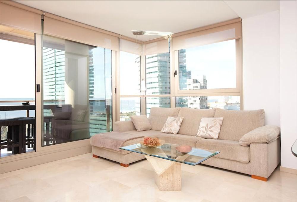 Apartment Akira Flats Diagonal Mar Barcelona