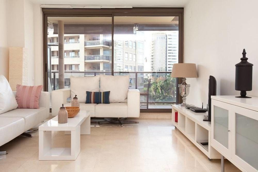 Apartment Akira Flats Diagonal Mar *